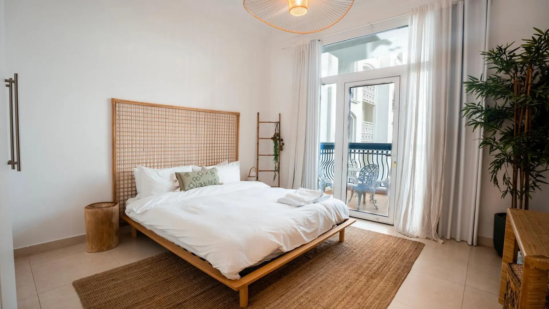 Glamorous Modern 2Bhk In Yas Island 324 Abu Dhabi